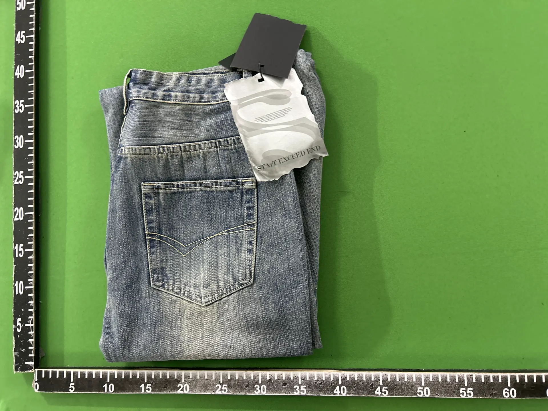 Cleanfit Men's Jeans with a High-End Feel, Flared Pants for Autumn and Winter, Original Light-Colored Raw Material Flared Pants, Washed