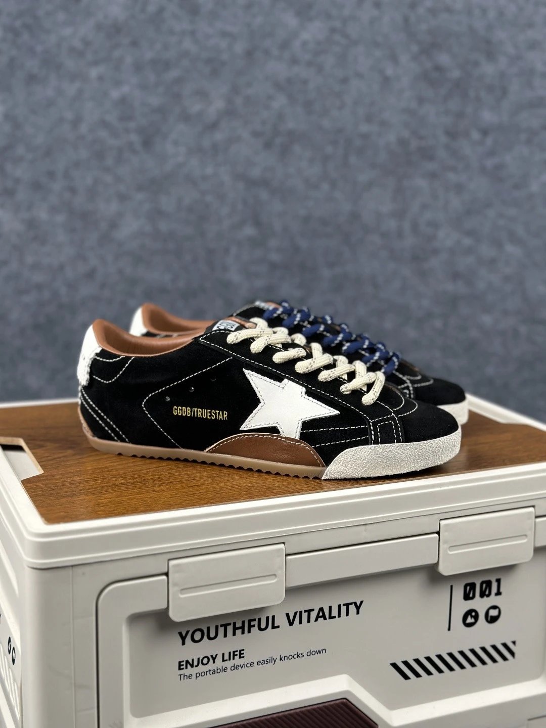 GGDB/TRUESTAR sneakers