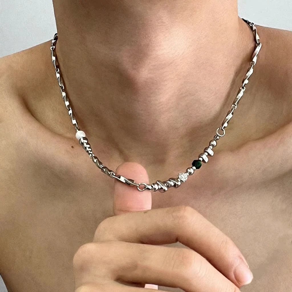 Stitching Titanium Steel Necklace Men's Trendy Hip-Hop Niche High-Level Design Handsome Clavicle Chain Men's Cold Style Accessories Men