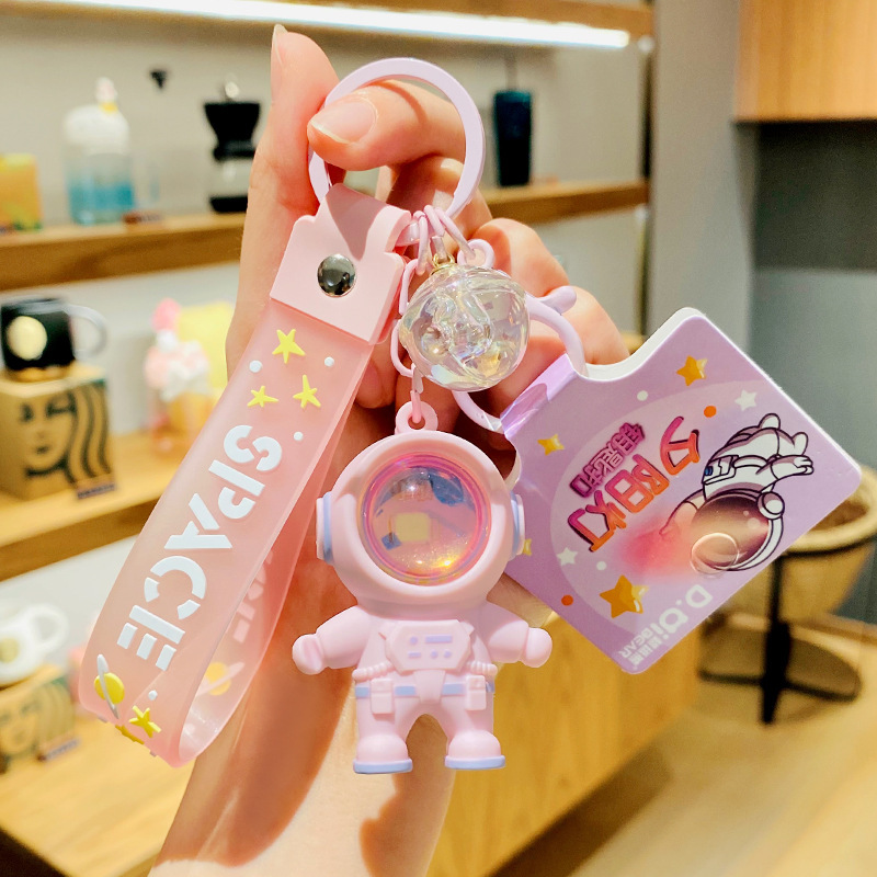 Hangli exquisite creative astronaut sunset lamp key chain pendant couple bag accessories night light small gift wholesale