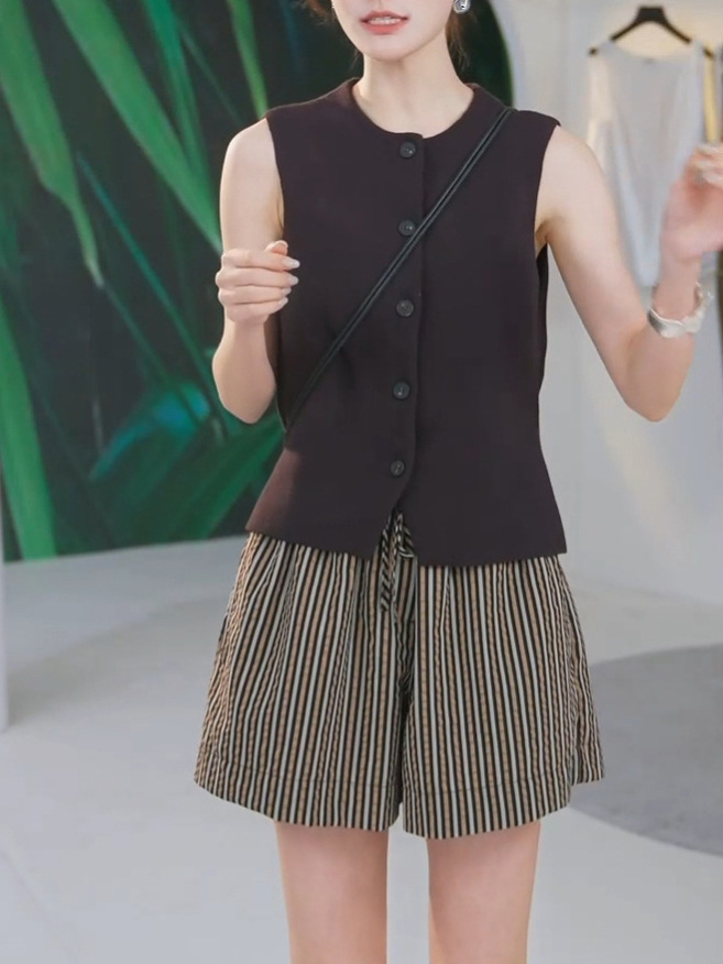 C Brand Standard Fit Round Neck Knit Vest Ivory Round Neck Vest for Women 26 Spring New Arrival 1277766001