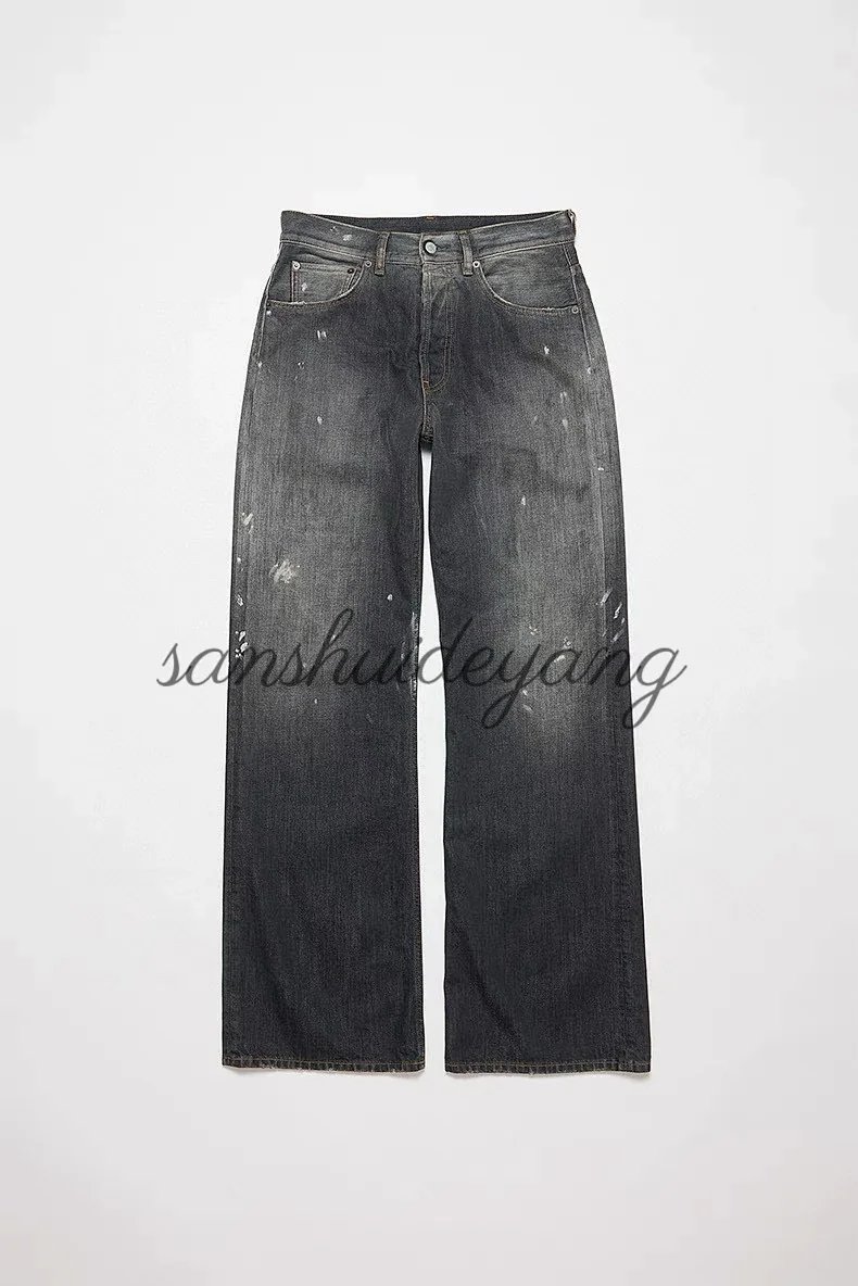 st[budget]jeansmenandwomenwiththesamestyle