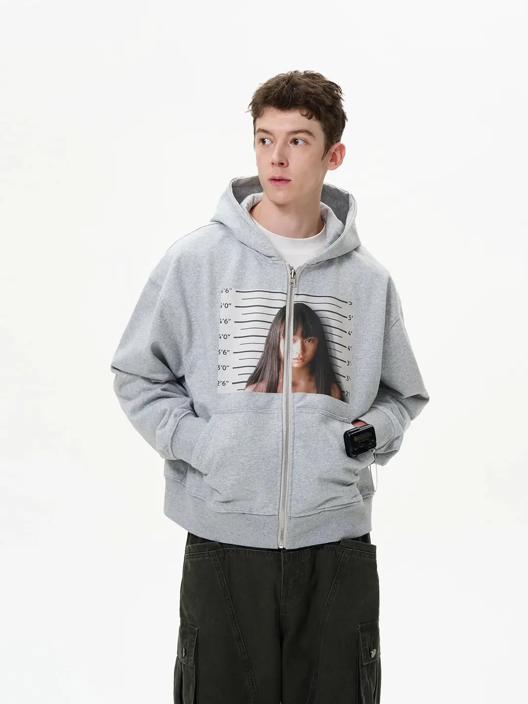 Madwitch Rikimachi Chitami Portrait Print Zipper Sweatshirt for Men and Women, Retro Casual Loose Cleanfit Hoodie