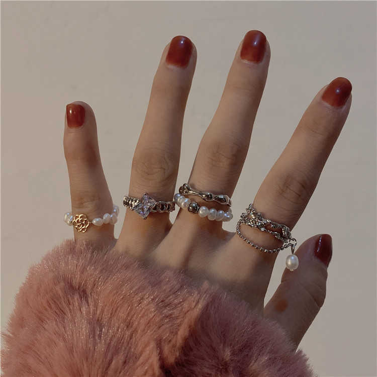 Korean Temperament Sweet and Gentle Pearl Ring Women's Cold Style Retro Tassel Chain Stacked Ring Index Finger Ring