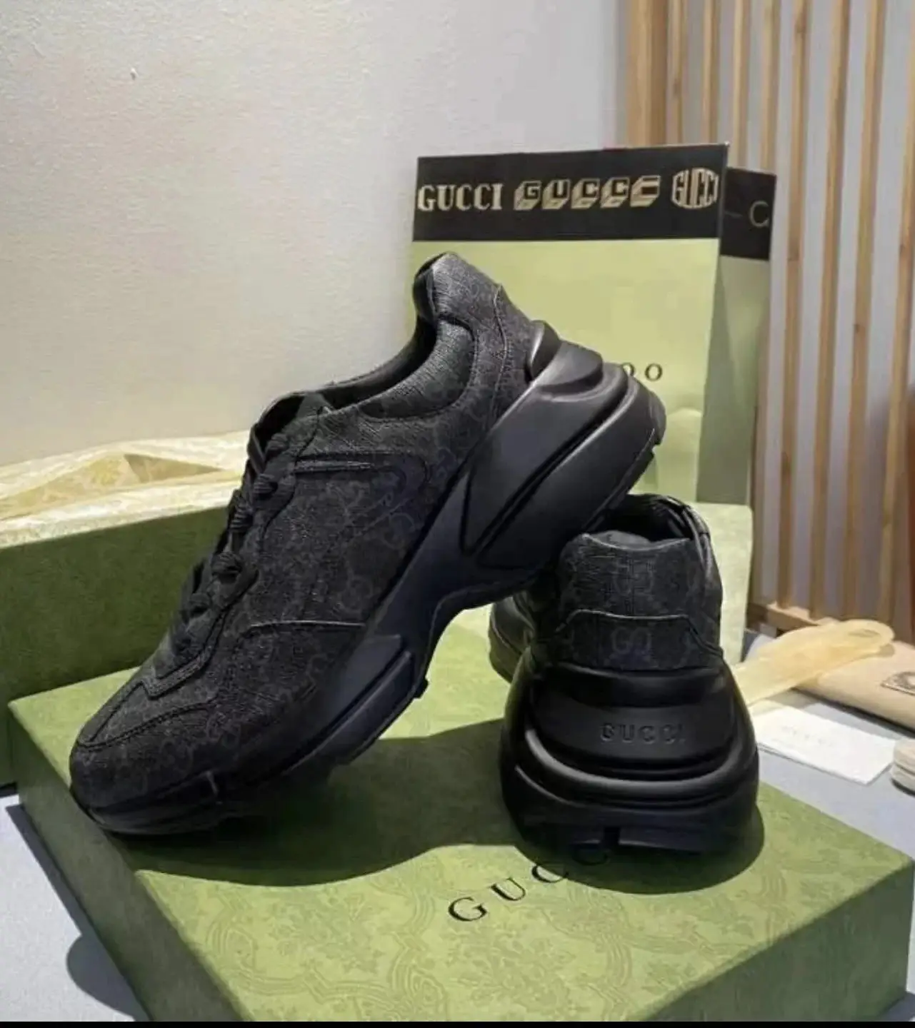 古 g 鞋子