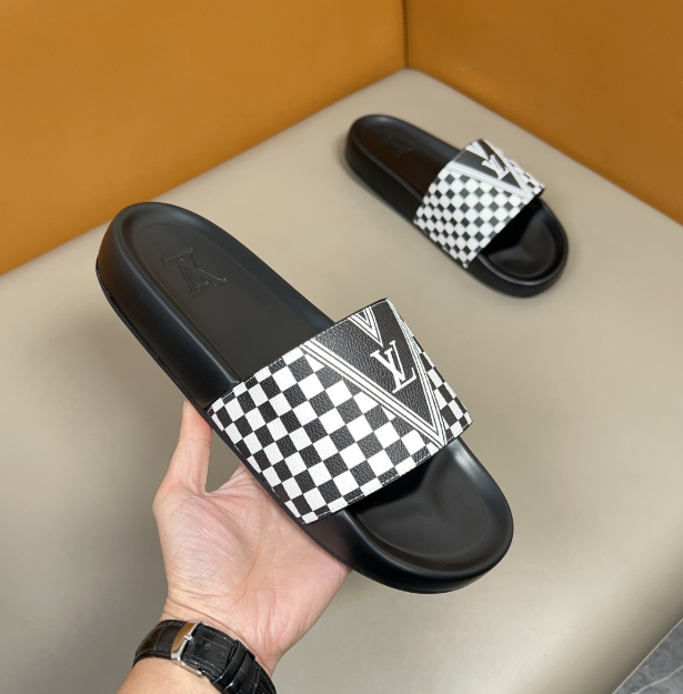 Louis Vuitton Checkerboard Slides