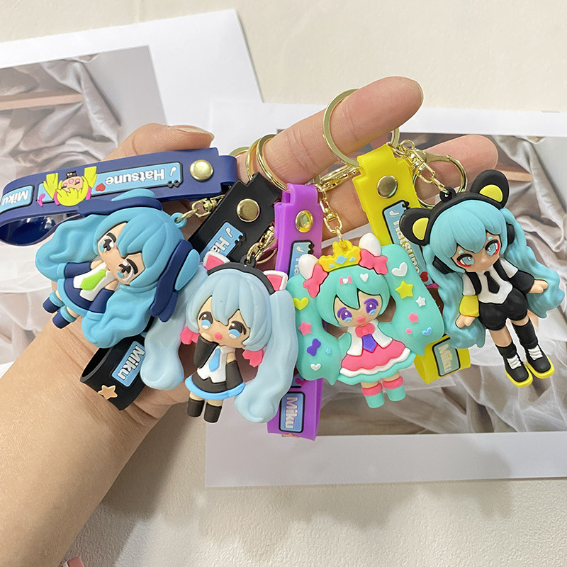 Cross-Border Cute Hatsune Miku Keychain Pendant Cartoon Doll Car Key Chain Ring School Bag Small Gift Wholesale
