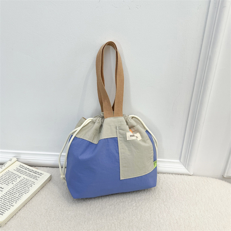 Korean-Style Color-Blocking Nylon Fabric Casual Artistic Single-Shoulder Drawstring Bag, Lightweight Versatile Large-Capacity Student Handbag Bucket Bag