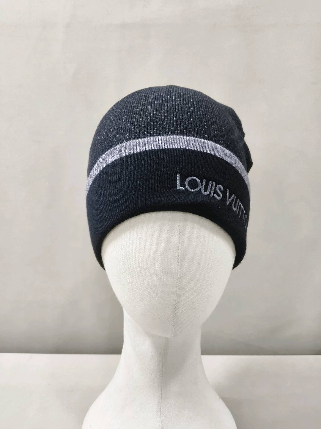 Louis Vuitton Monogram Knit Beanie QC