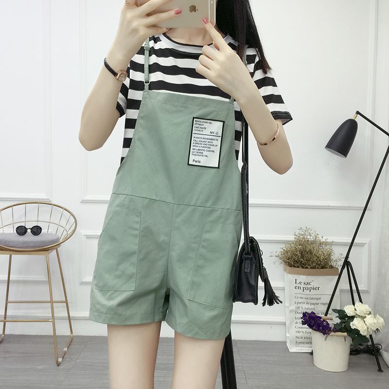Denim Casual Suspender Wide-Leg Shorts for Women, Summer 2026 New Korean Style, Loose Fit, Slimming Student Jumpsuit