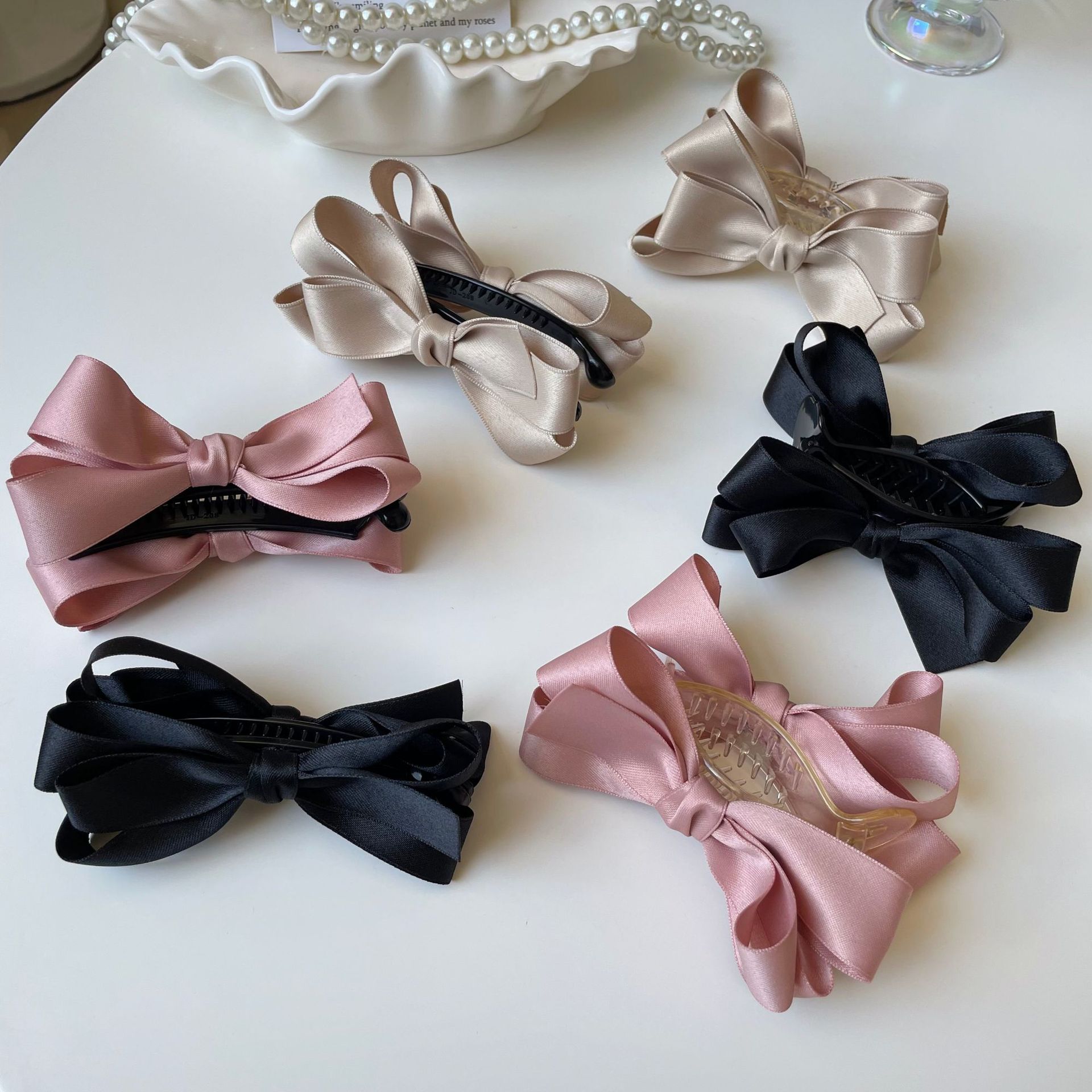 Retro Exquisite High-End Bow Headdress Cute Ball Clip Elegant Hairpin Female Back Head Banana Clip Headdress