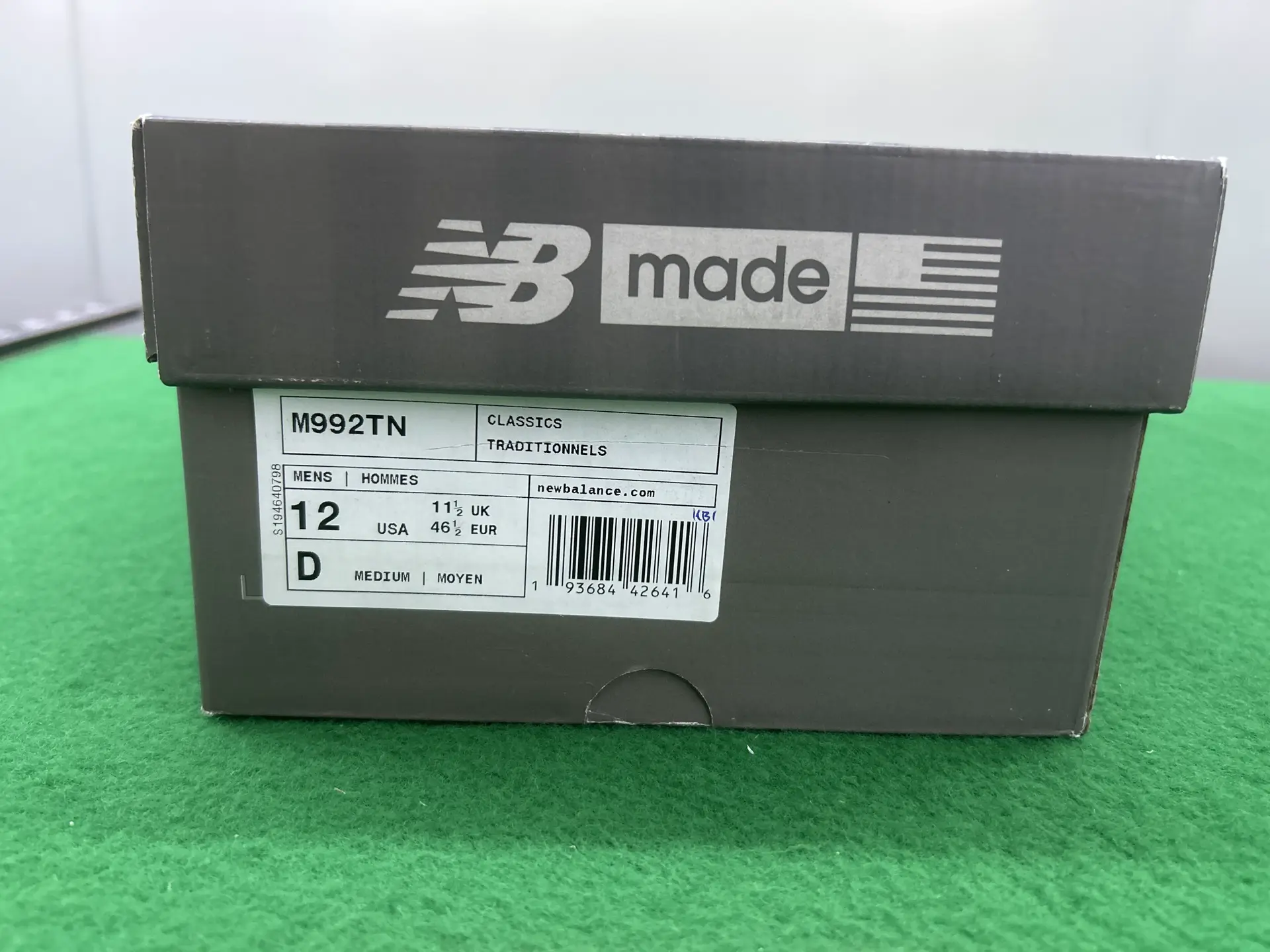 New Balance M992TN