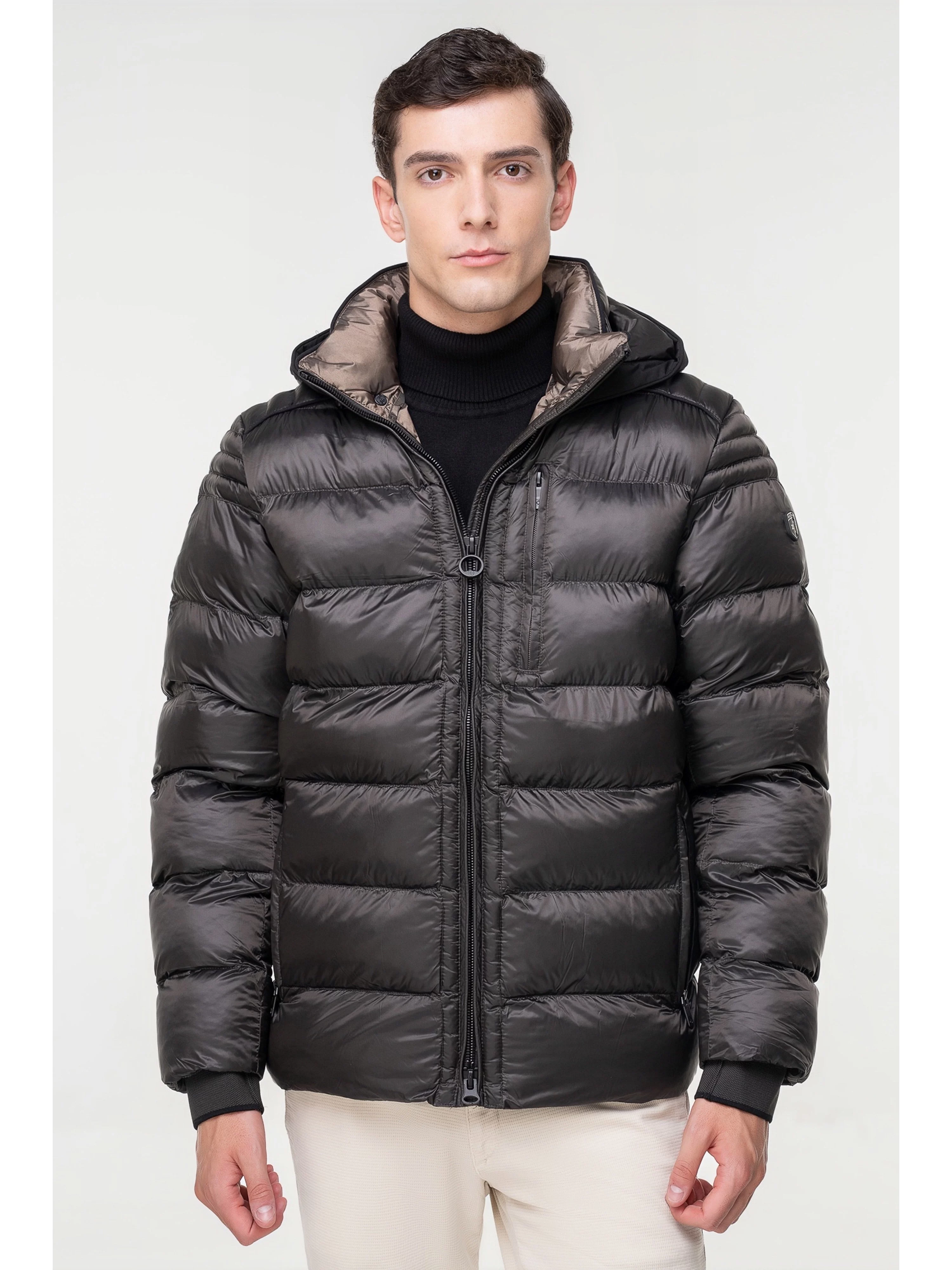 German Outdoor Men's Bjms 1041 Quilted Waterproof and Windproof Two-Way Zipper Hooded Cotton Jacket QC photo from TAOBAO on Qualit.ly
