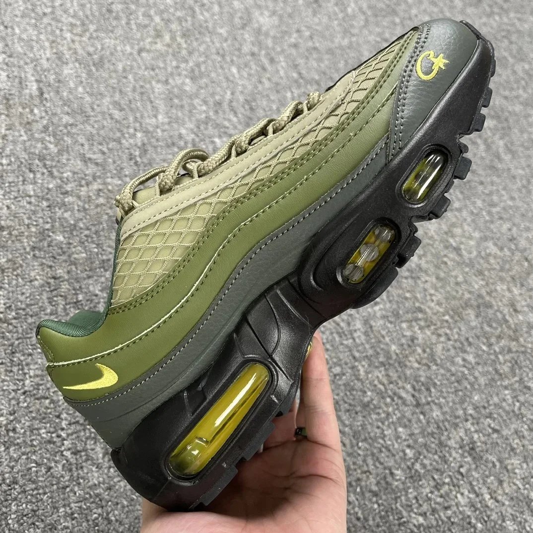 Nike Air Max 95 FB2709-300