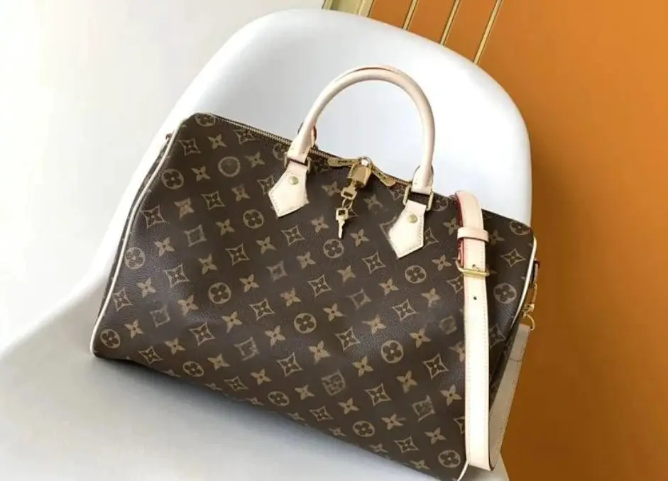 P550A(M41111-1) 35x23x18cm