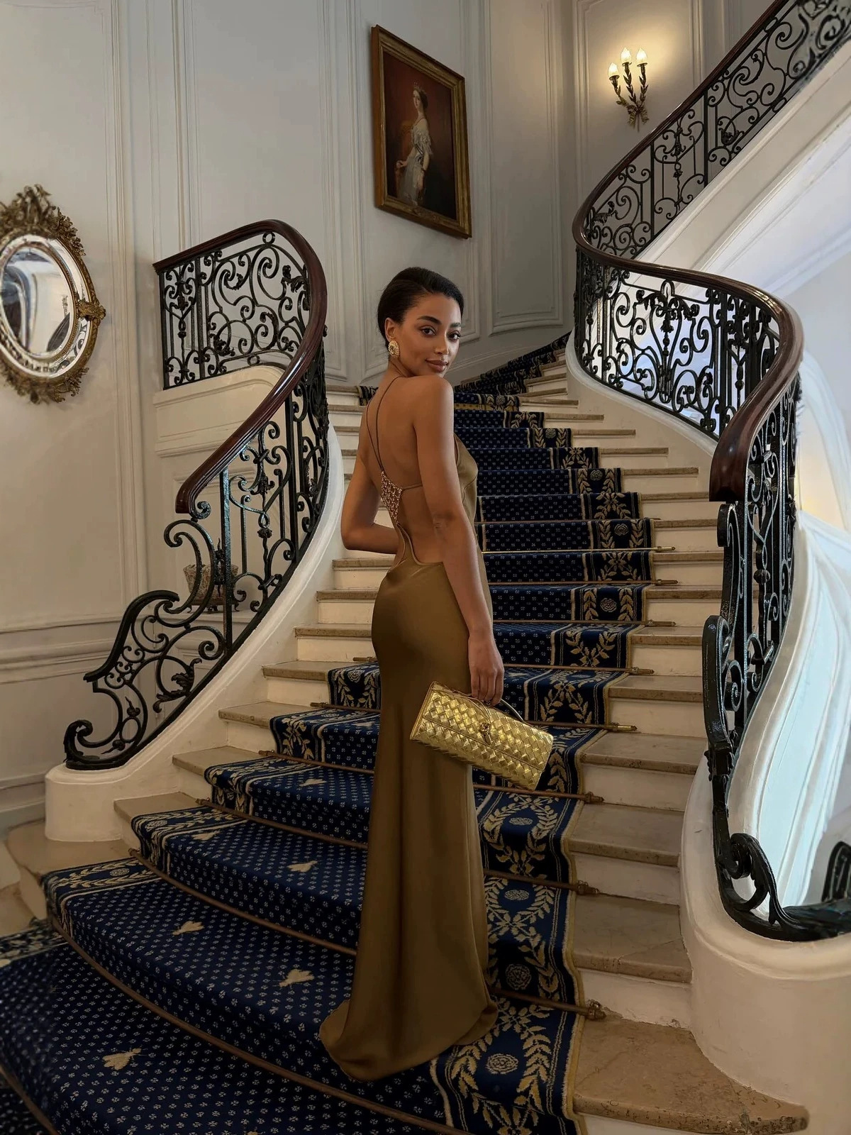 Custom-made | Light Luxury Style Halter Satin Backless Gown with Rhinestone Mesh Design, Slim Fit Mermaid Long Dress for Birthday Party