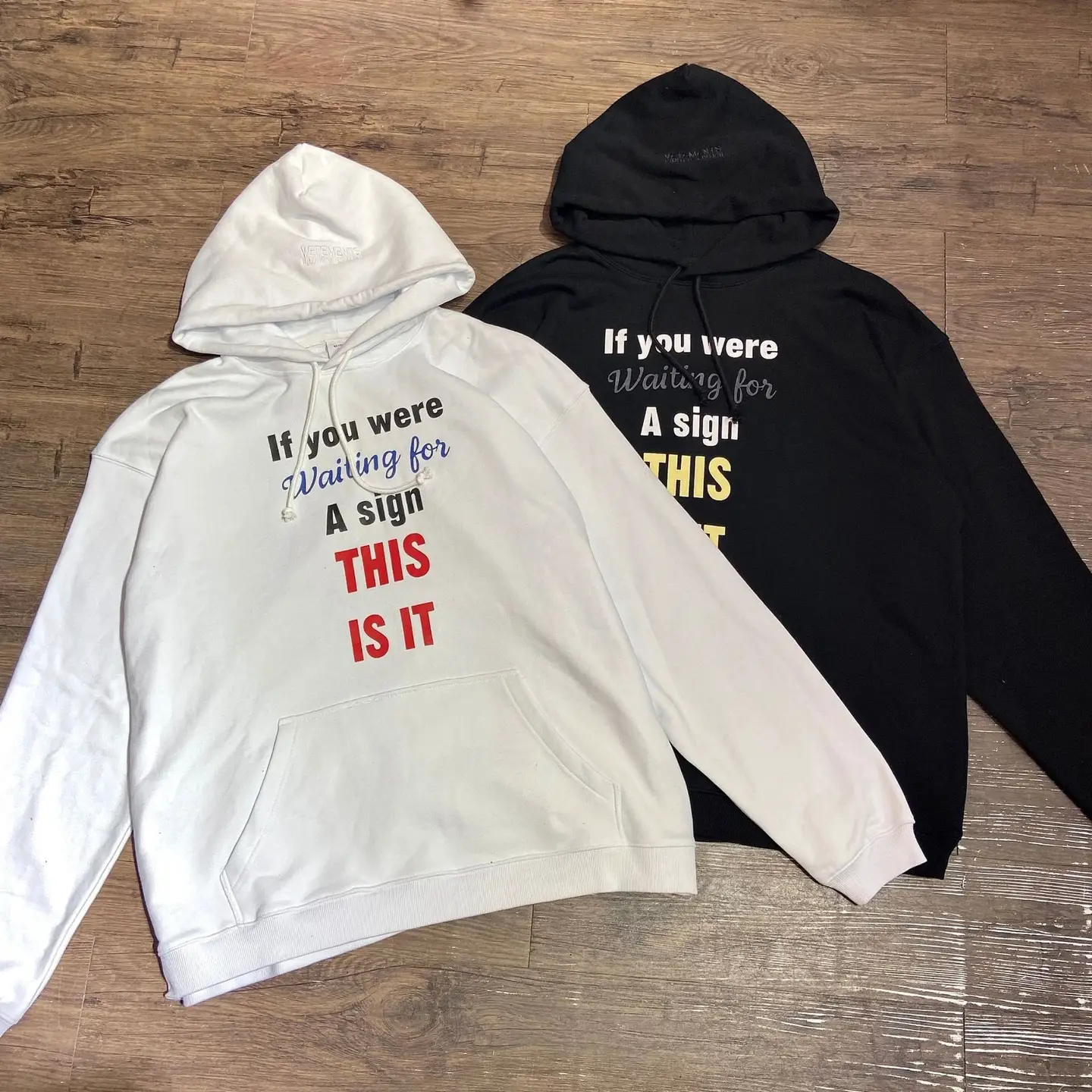 V-高街印花连帽毛圈卫衣-OOTD