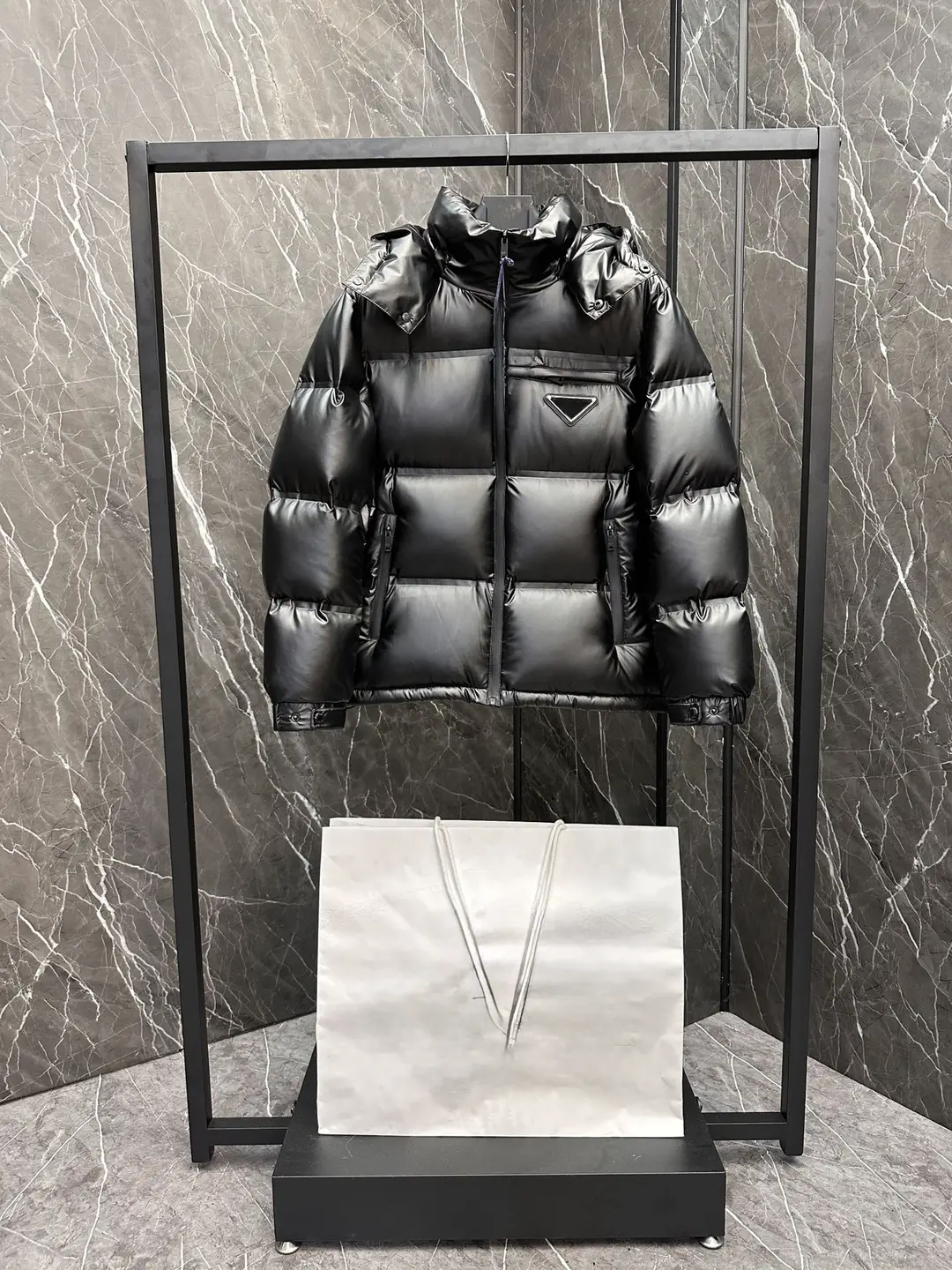 "Poison in stock" Correct Edition P Removable Hat Black Technology Rubber Down Jacket for Men and Women