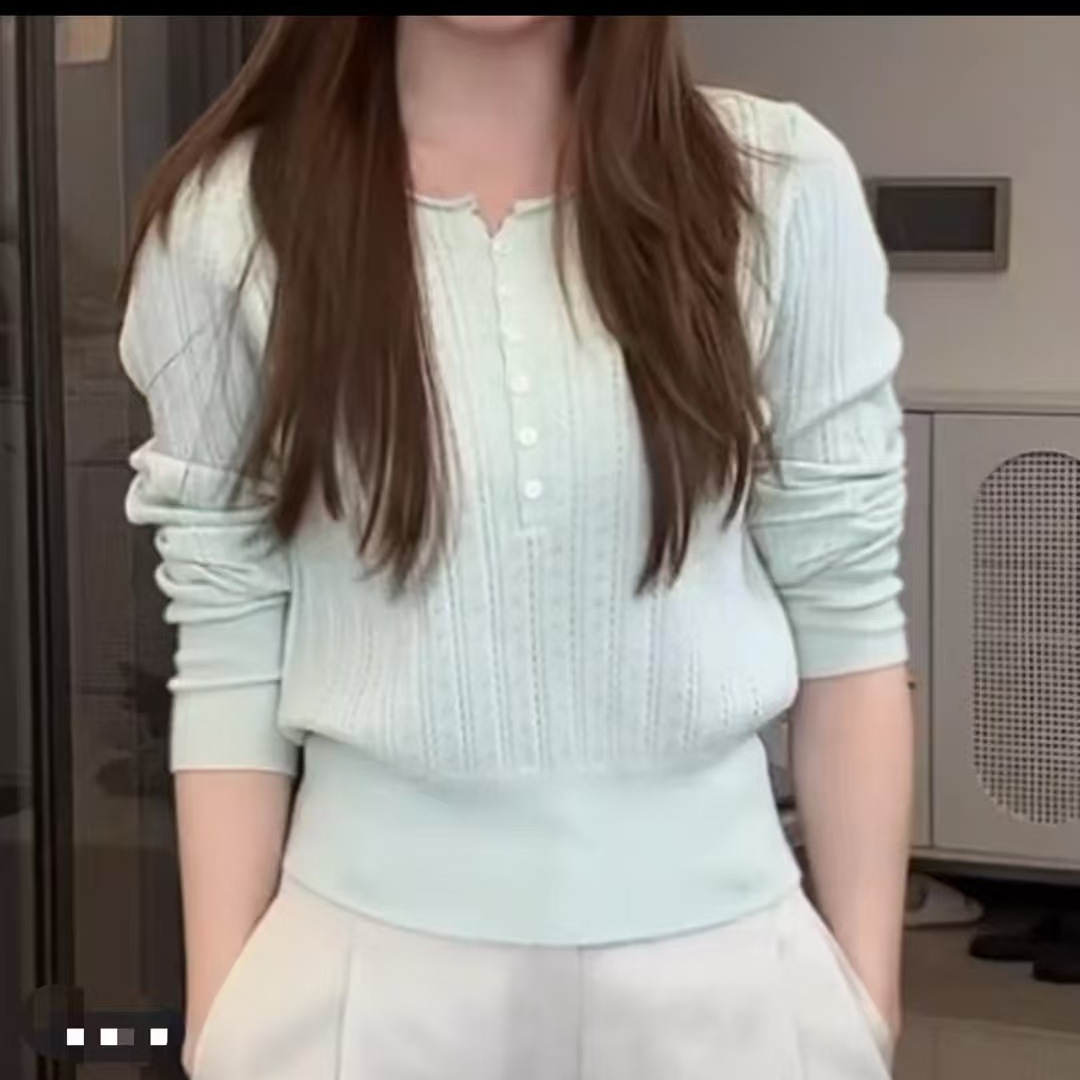 Mint Green Small Floral Hollow-Out Knit Top, New Spring/Autumn Style, Layered Wear, Rolled Edge, Skin-Friendly, Short Plain Top