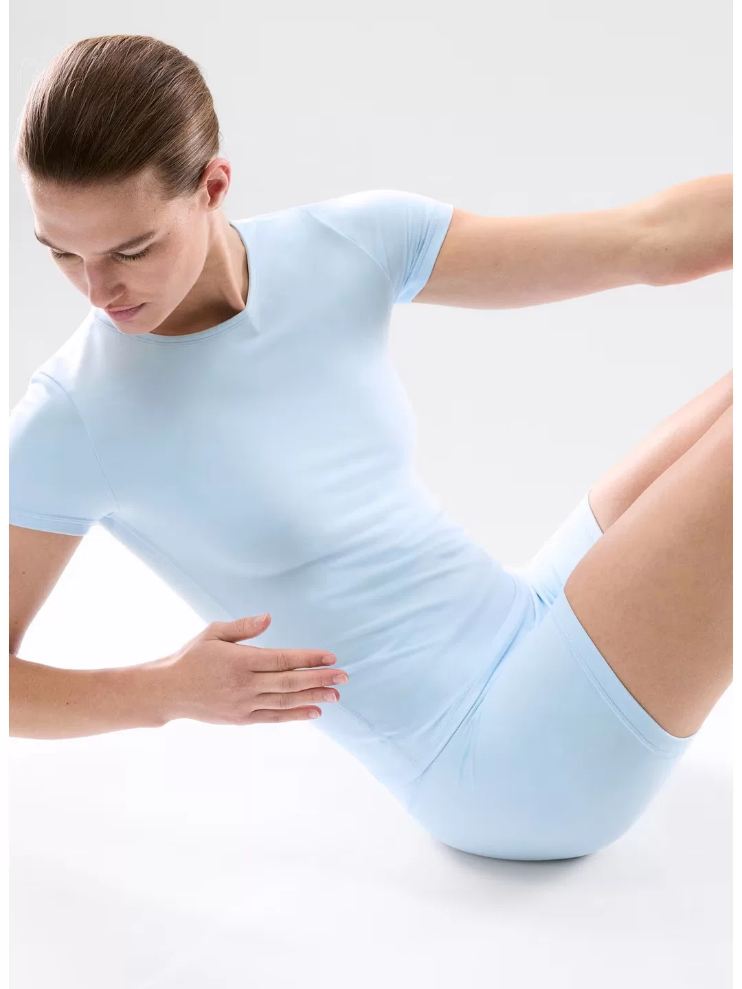 【Tna Butter】Light as Butter, Soft as Butter, Moisture-Wicking, Tight-Fitting Sports Yoga Round-Neck T-Shirt for Women QC-foto van TAOBAO op Qualit.ly