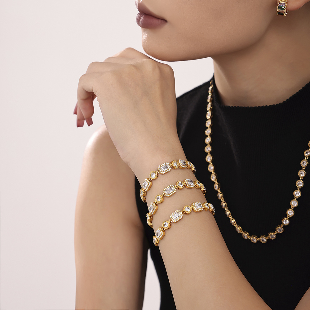 Sugar European and American Fashion Stainless Steel Quartet Zircon Claw Drill Bracelet Female Stainless Steel PVD Vacuum Gold Plating Color Preservation