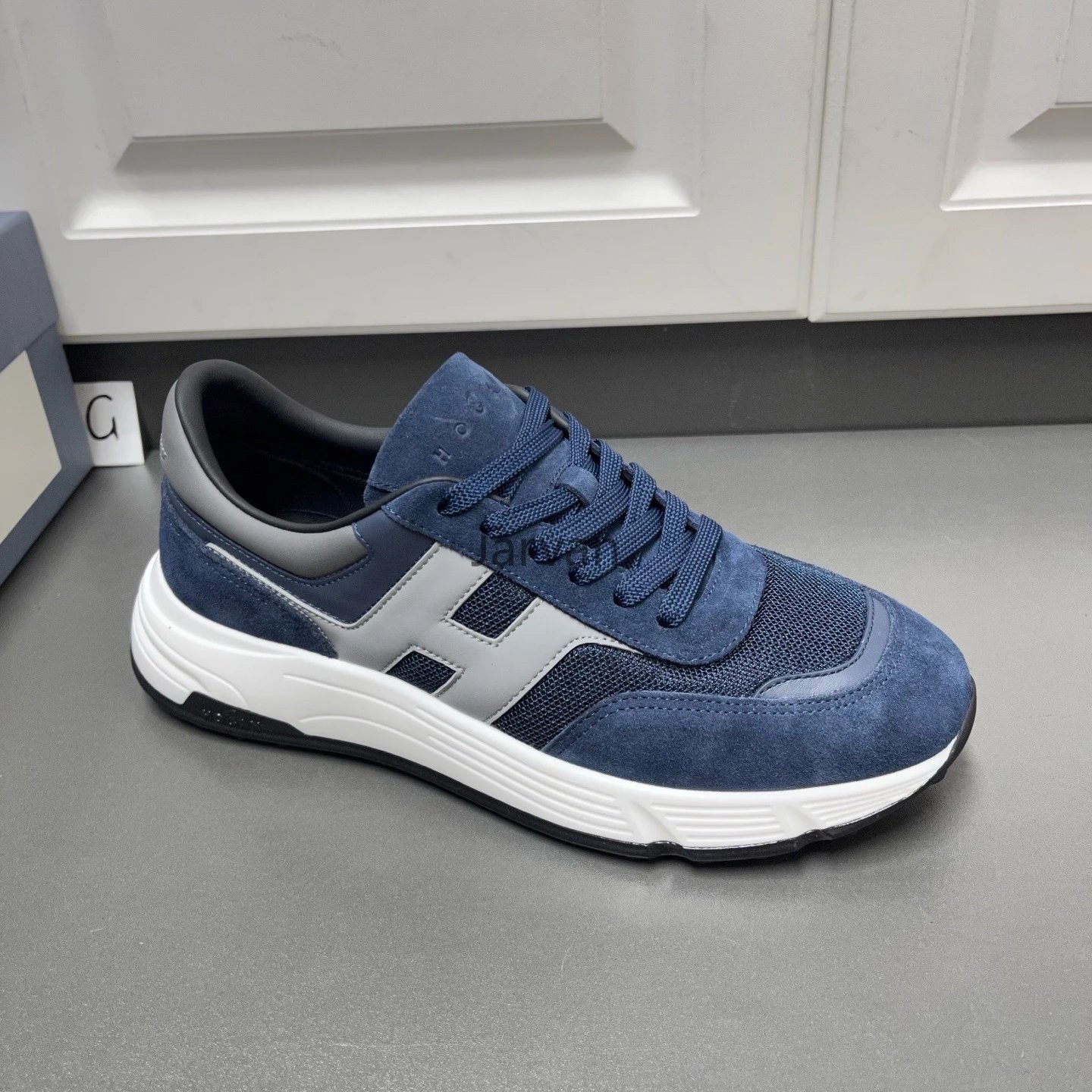 Hoga休闲男鞋 Foto QC de WEIDIAN na Qualit.ly
