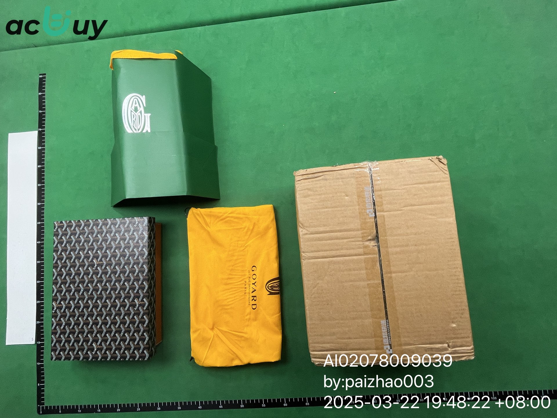 潮牌硬箱系列八位表盒,旗下产品多款灵感来源于这款经典表盒 QC