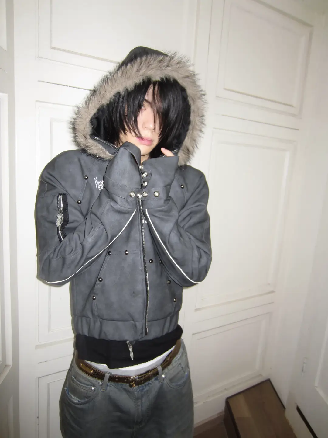 DETW 25AW * original Niche style rivet letter Print Stylish short fur collar hooded leather jacket Outwear