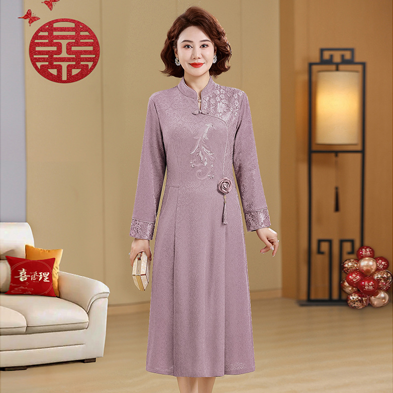 Elegant Spring Dress for Mothers, Wedding Attire for Middle-Aged and Elderly Women, Suitable for Mother-In-Law at Wedding Banquets, Can Also Be Worn as a Regular Cheongsam