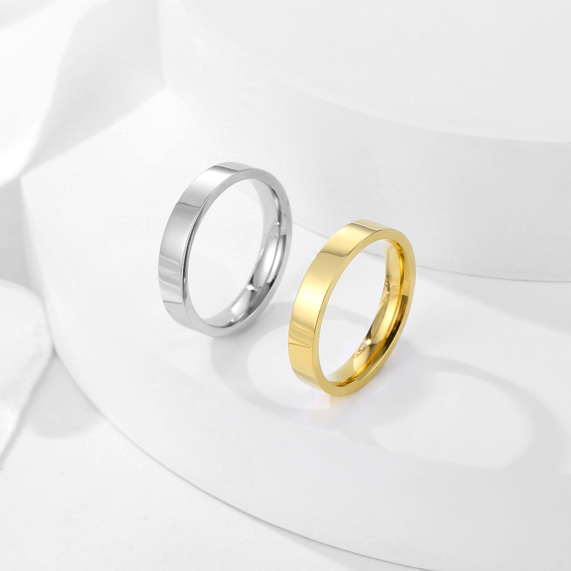 Fashionable Light Luxury Niche Punk Style Men's Titanium Steel Mirror Finish Plain Ring Stainless Steel Women's Jewelry Stackable