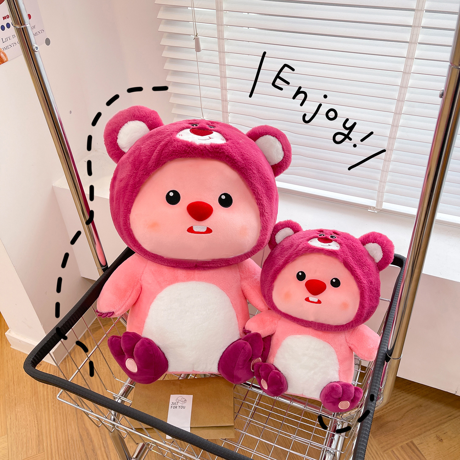 New Strawberry Beaver Ruby Pillow Doll Plush Toy Cute Creative Doll Birthday Gift