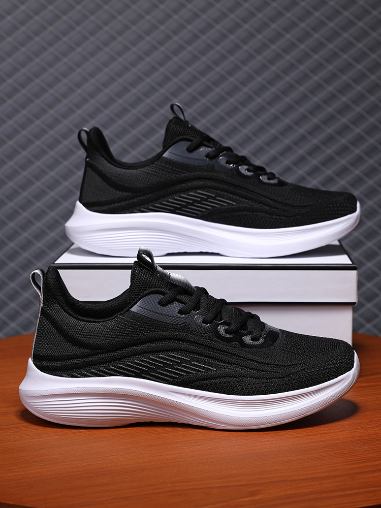 Men's shoes spring new mesh breathable deodorant sneaker men's versatile casual shoes ultra-light soft bottom shock-absorbing running shoes