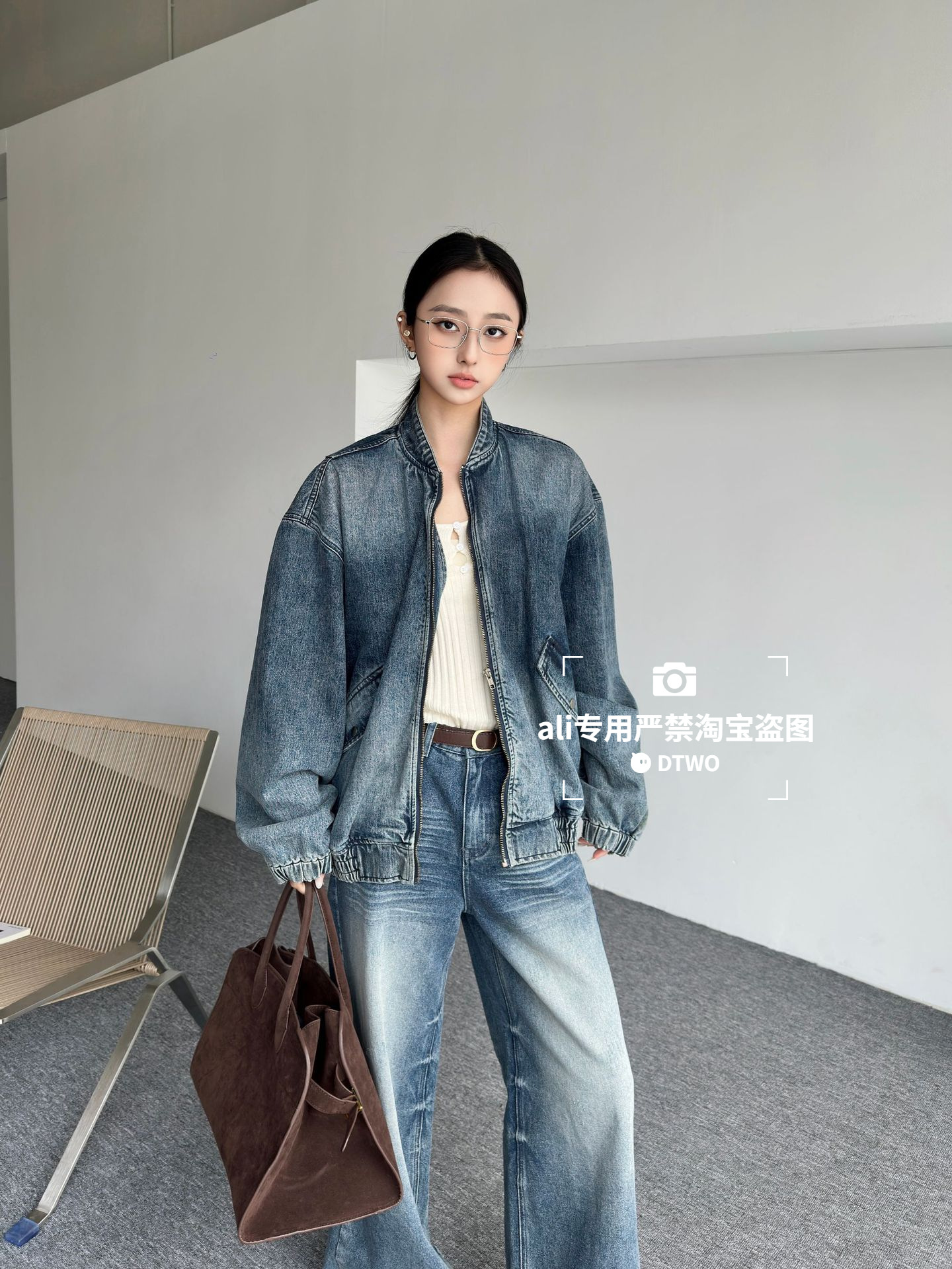 Dtwo Spring/Summer New Original Design Thirteen Lines Women's Wholesale Vintage Motorcycle Style Denim Jacket 6117155
