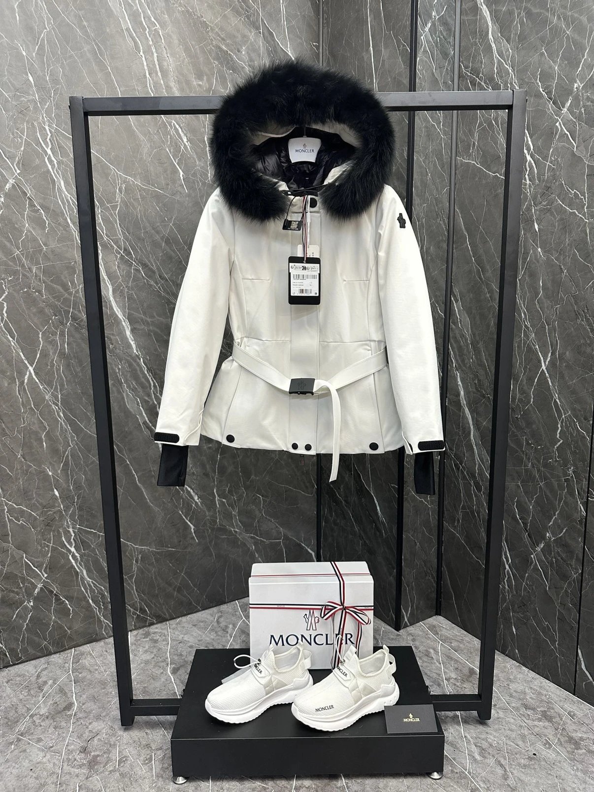 La 蒙 滑雪 ＃服，显瘦