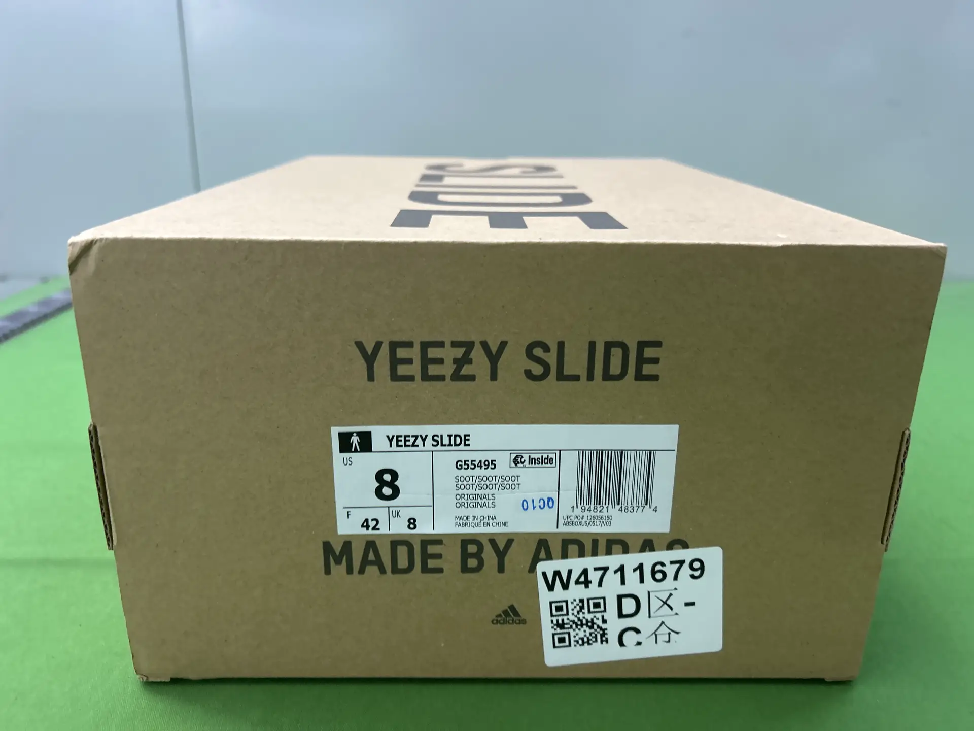 Adidas Yeezy Slide G55495 Soot