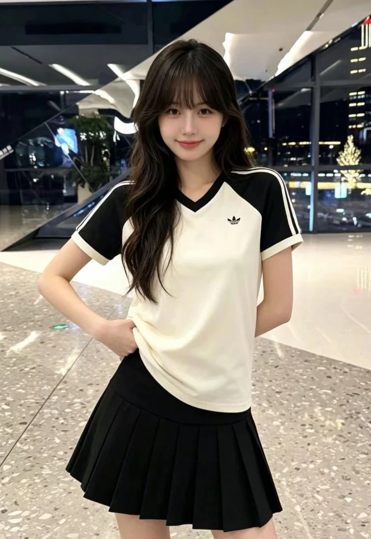 Adidas t-shirt