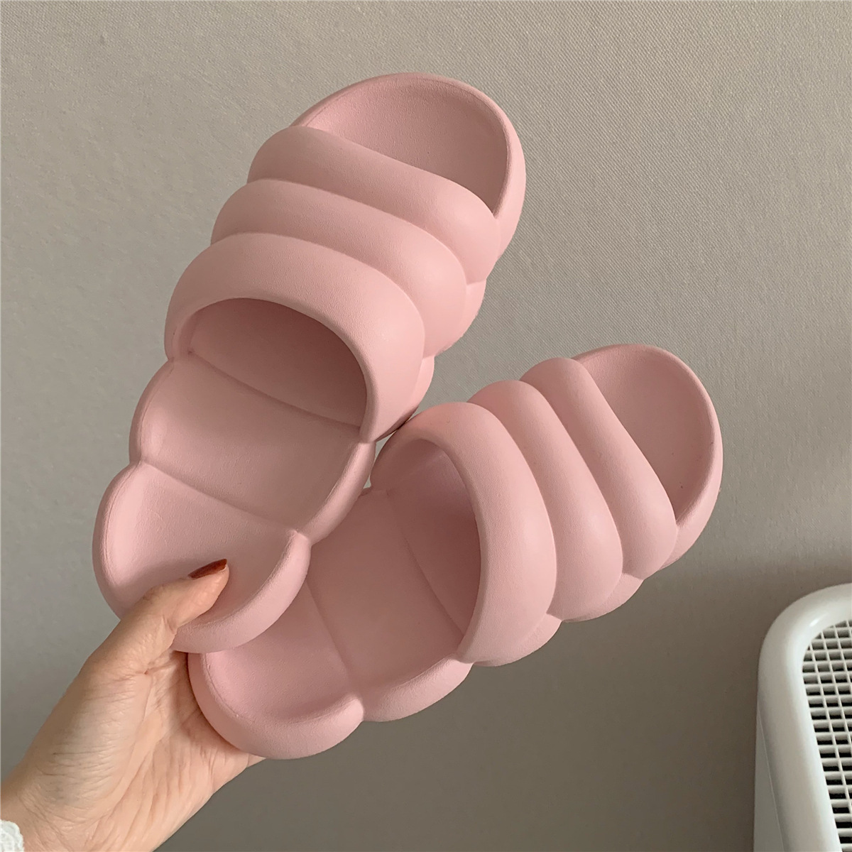 Harajuku Nordic Style Slippers, Cute Cartoon Slippers for Bathing, Outdoor Wear, Home Use, Student Dormitory, Women's Summer Slippers