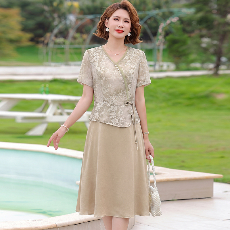 New Chinese-Style Summer Short-Sleeved Skirt Suit for Mothers, Summer Fashion Thin Top Two-Piece Set, Fashionable Middle-Aged and Elderly Women's Clothing