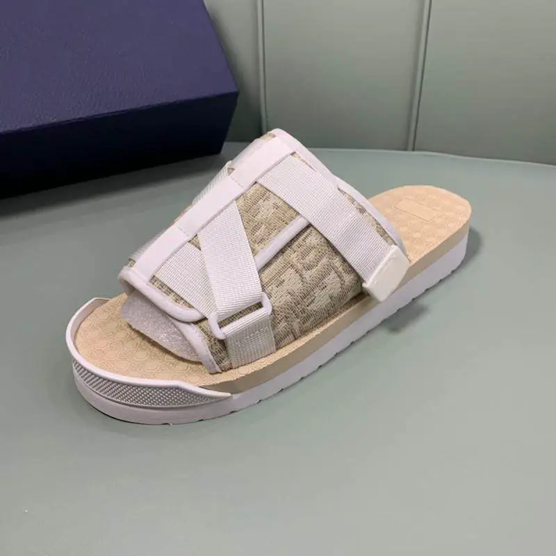 2025 summer Europe and the United States slippers male fashion printing cloth velcro casual thick bottom one word drag non-slip outdoor beach