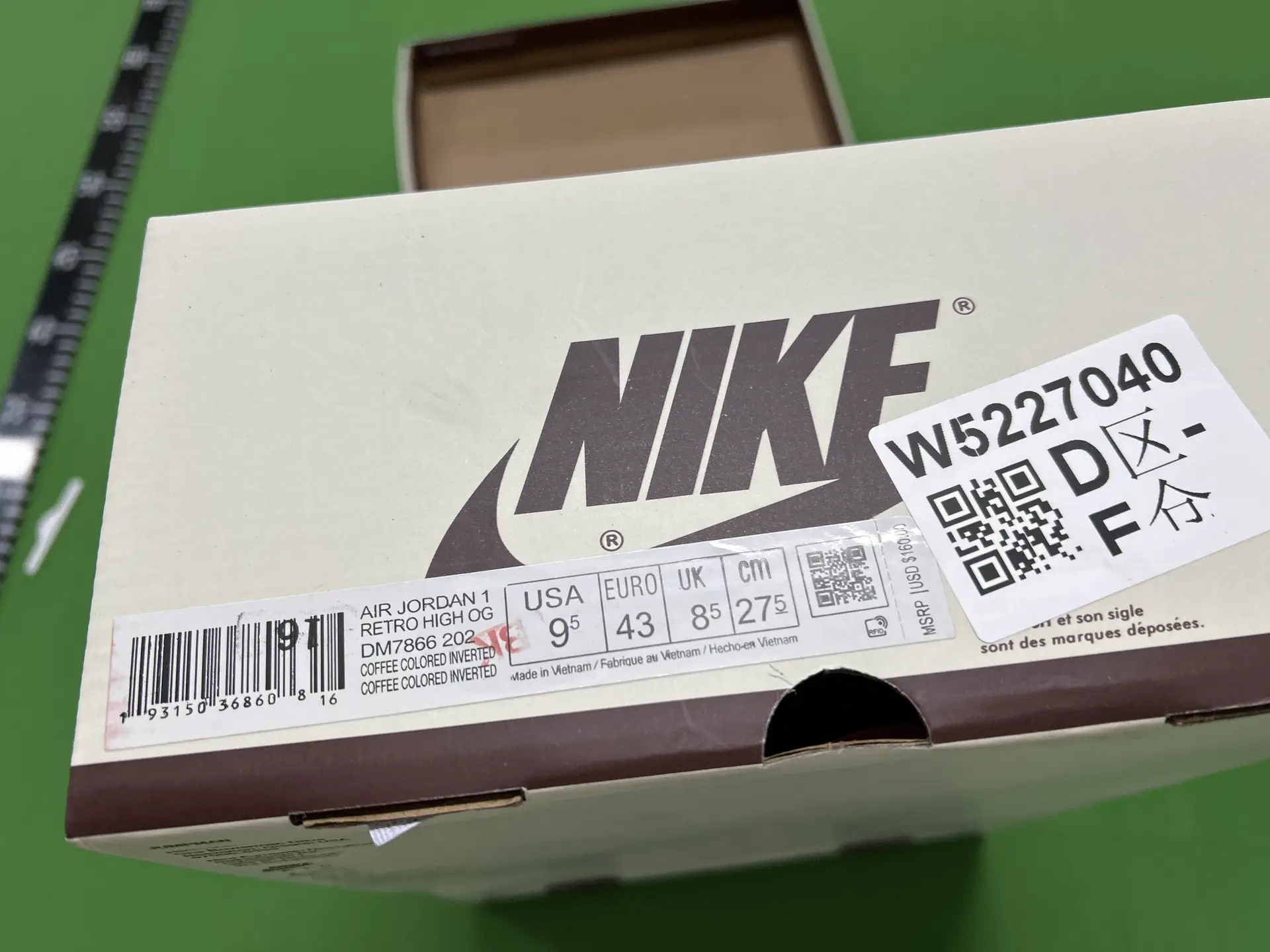 Nike Air Jordan 1 Retro High OG Coffee Colored Inverted DM7866 202