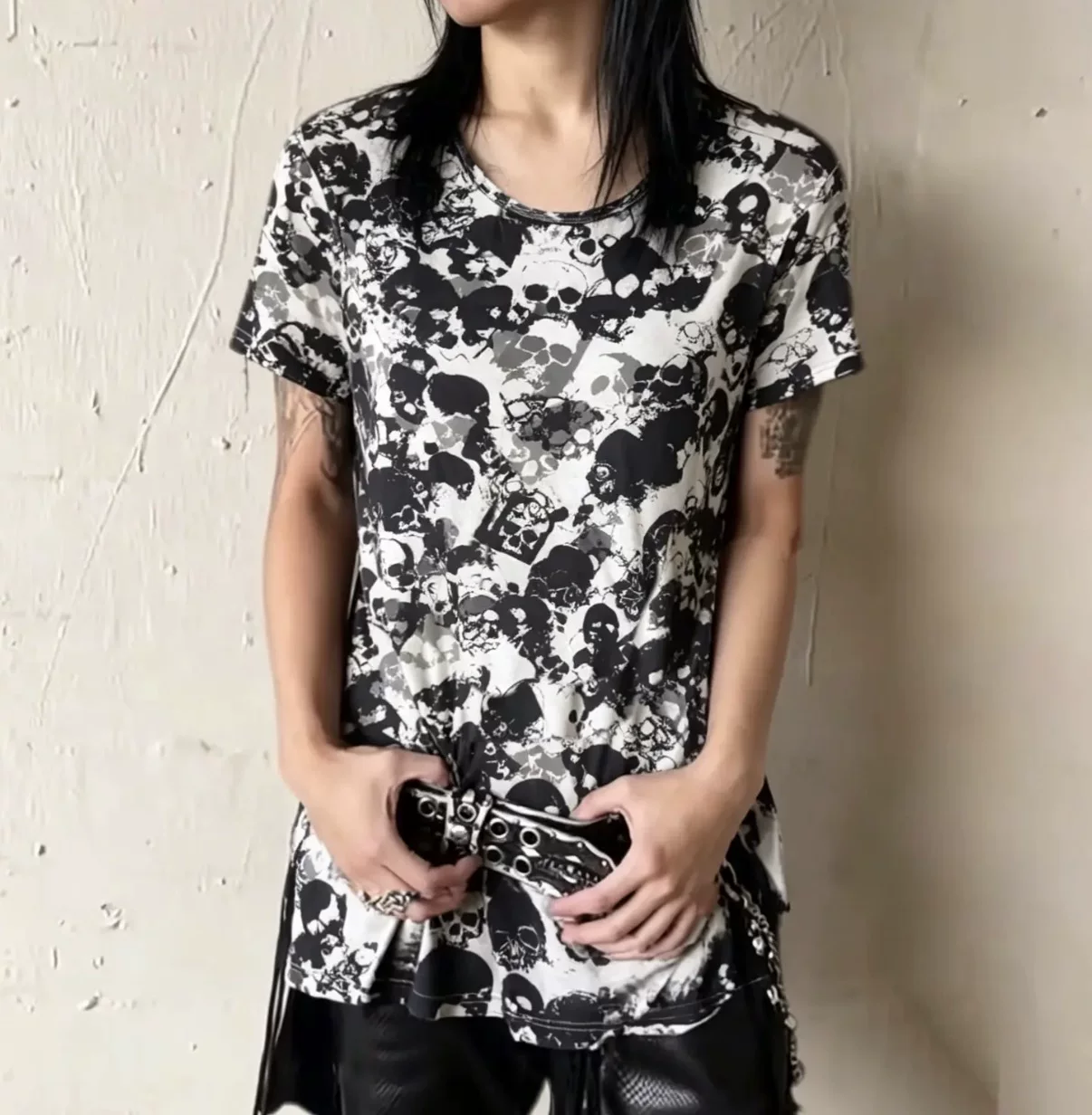 In Stock Lgb Visual Style Dark Avant-Garde Rare Black Skull Print Short-Sleeve Subculture Niche T-Shirt QC photo from TAOBAO on Qualit.ly