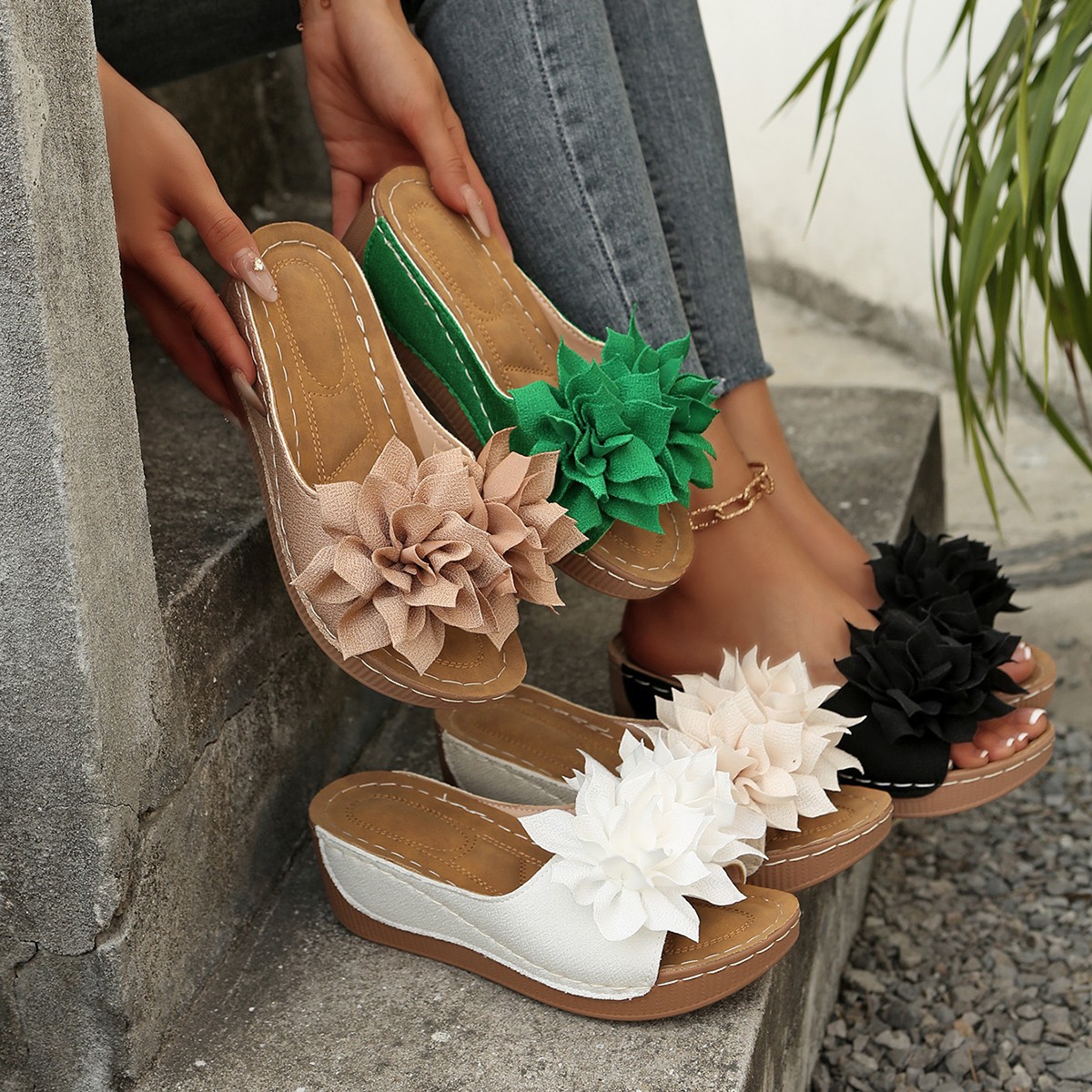 Large Size Floral Wedge Sandals for Foreign Trade, Amazon 2026 Summer Thick-Soled European and American Platform Sandals for Women Wholesale