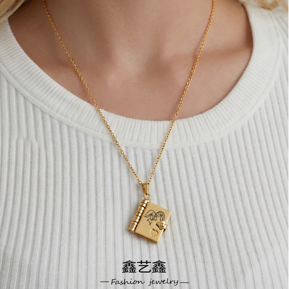 Stainless Steel Small Book-Shaped Openable Engraved Pendant Necklace Plated with 18K Real Gold, European and American Fashion Hot-Selling New Jewelry