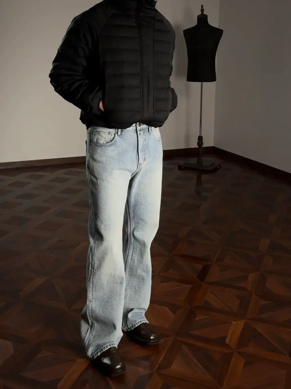 Oclin Master Collaboration 004 Kanglong Washed Blue Black Denim 646 Slightly Flared Natural Washed Texture Jeans