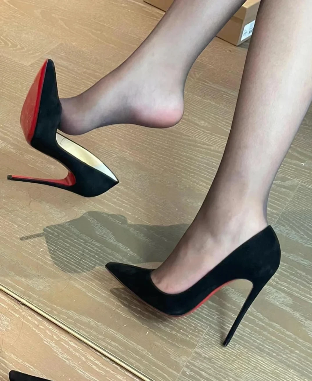 Black Suede Pointed Toe Stiletto Professional Women's Shoes 12/ 13cm Sexy European and American Style Shallow Mouth