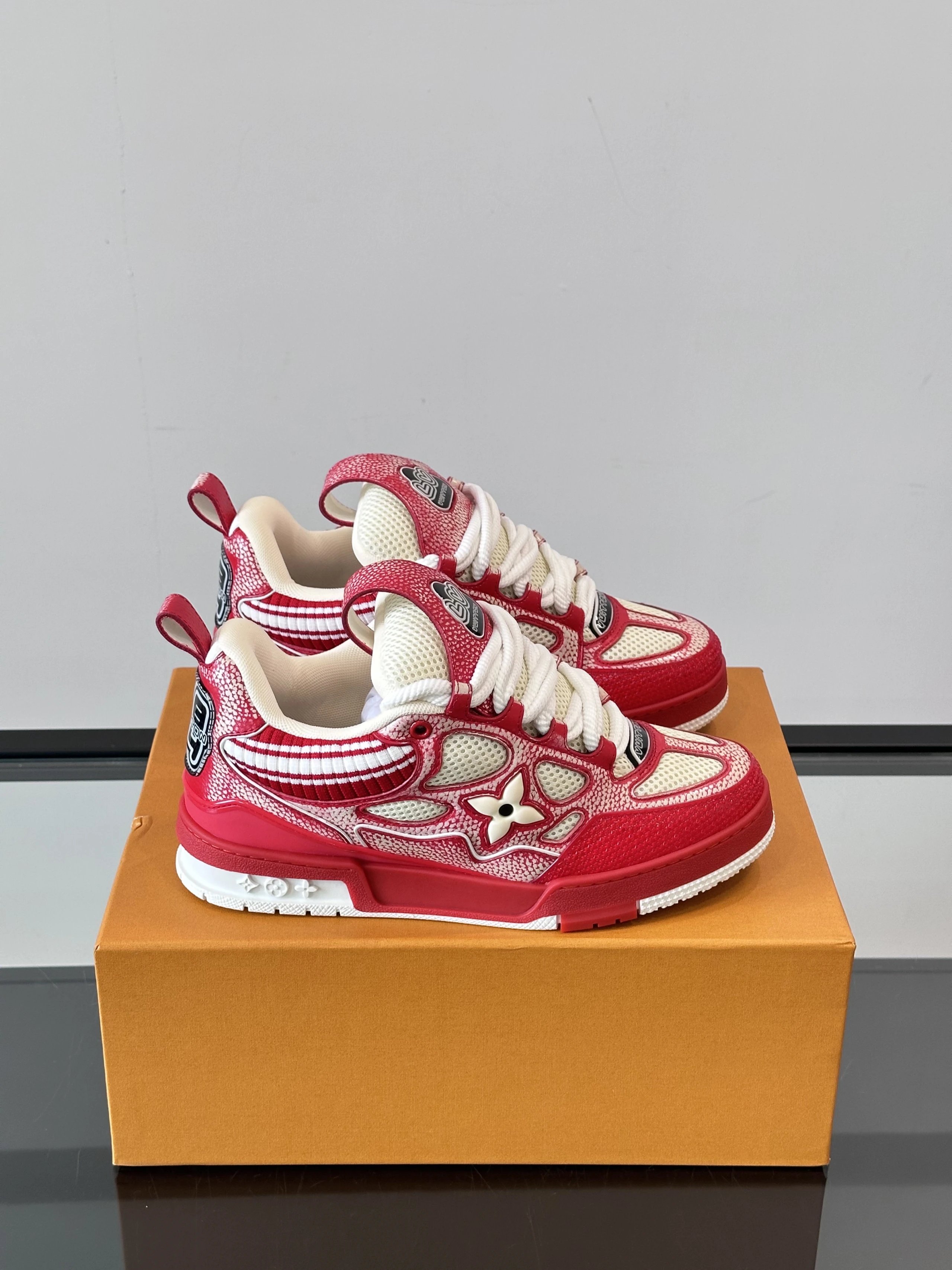Louis Vuitton LV skate shoes Foto QC de WEIDIAN na Qualit.ly