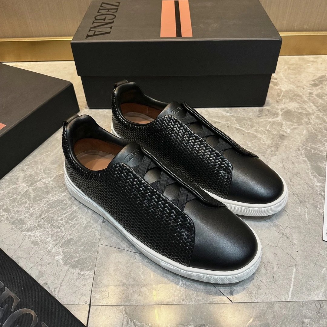 Z Sneakers