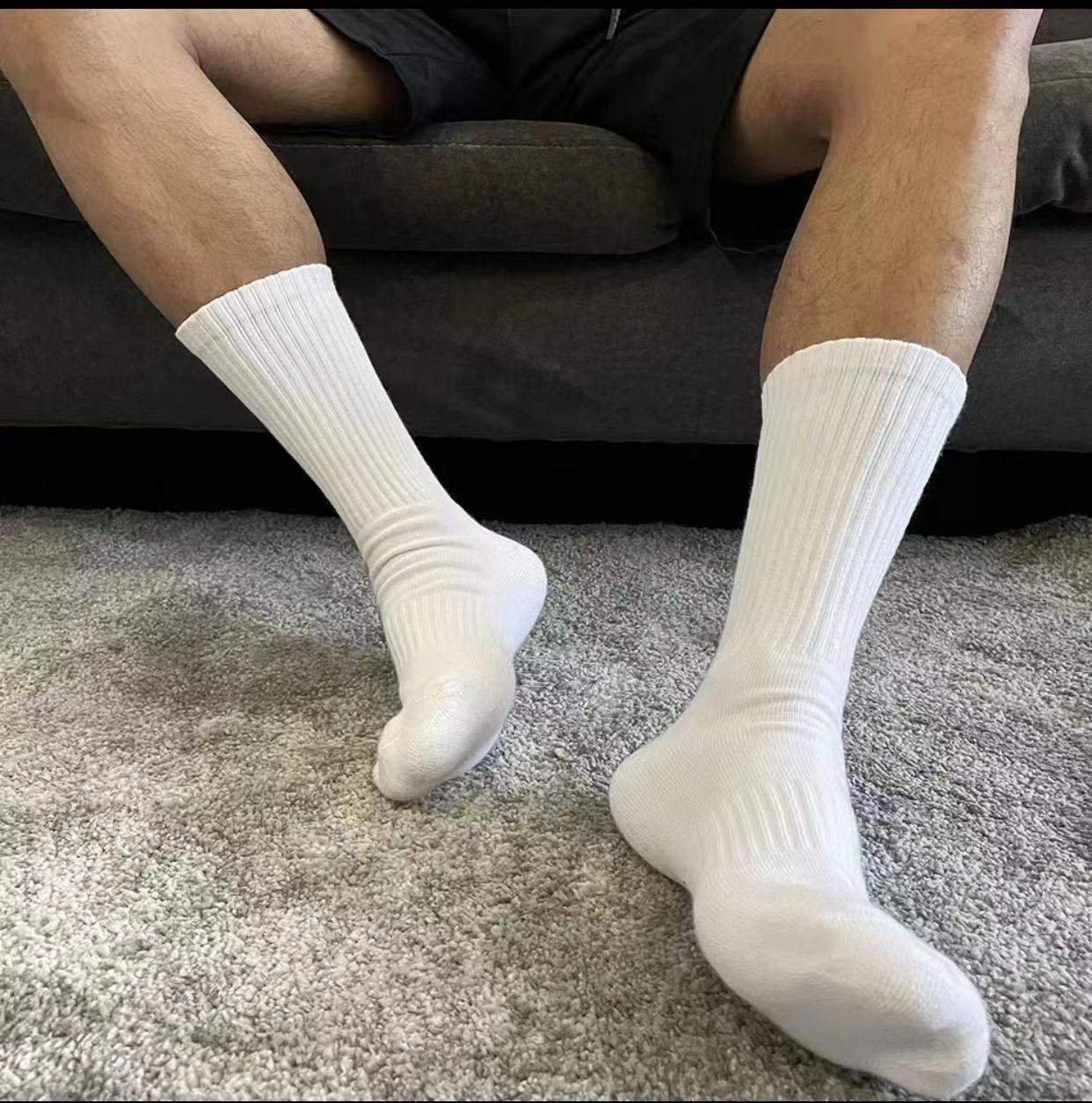 Men's mid-tube socks towel bottom autumn and winter thickened sports leisure explosions spring and summer thin basketball white women's stockings