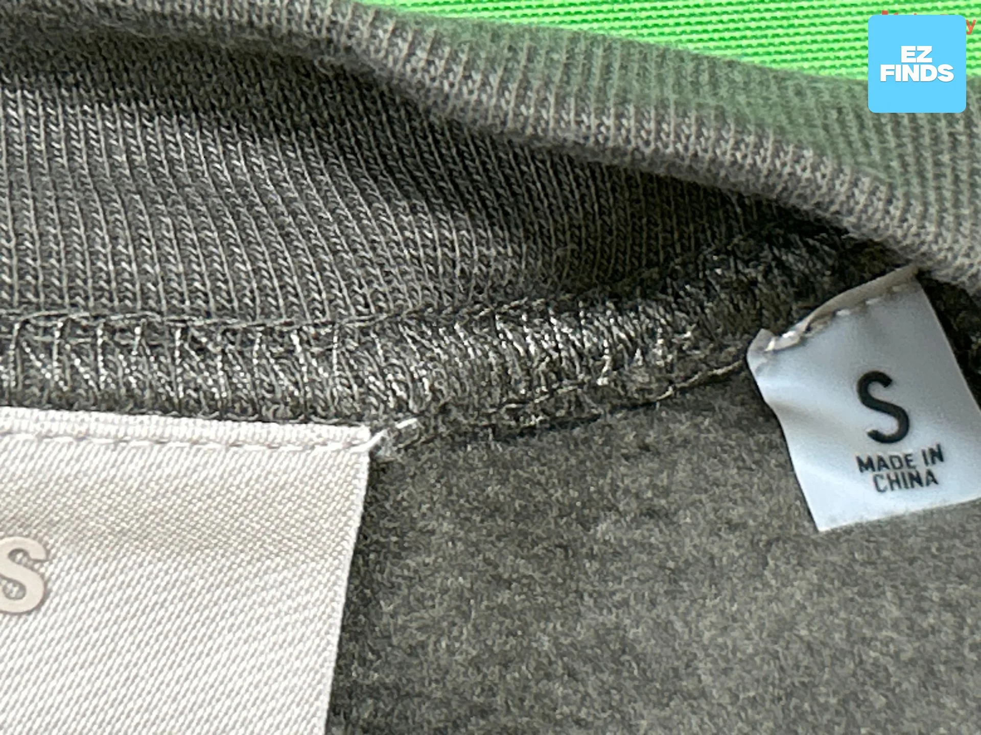 2022FW crew neck fleece-lined sweater black flocking ESSENTIALS tide brand cross-border hot selling autumn and winter — QC-foto 2
