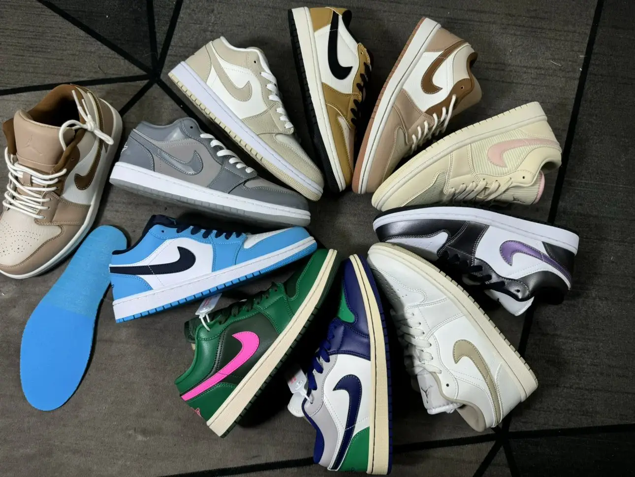 【公司级乔一 性价比狠货 数量有限】全新原盒 aj1低帮 鞋垫背胶 板鞋休闲鞋 运动鞋 情侣款 男女鞋
